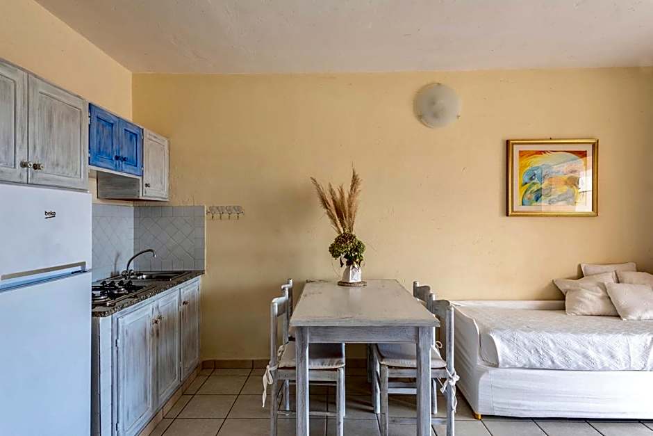 Residence a Golfo di Marinella a 450 mt dal mare