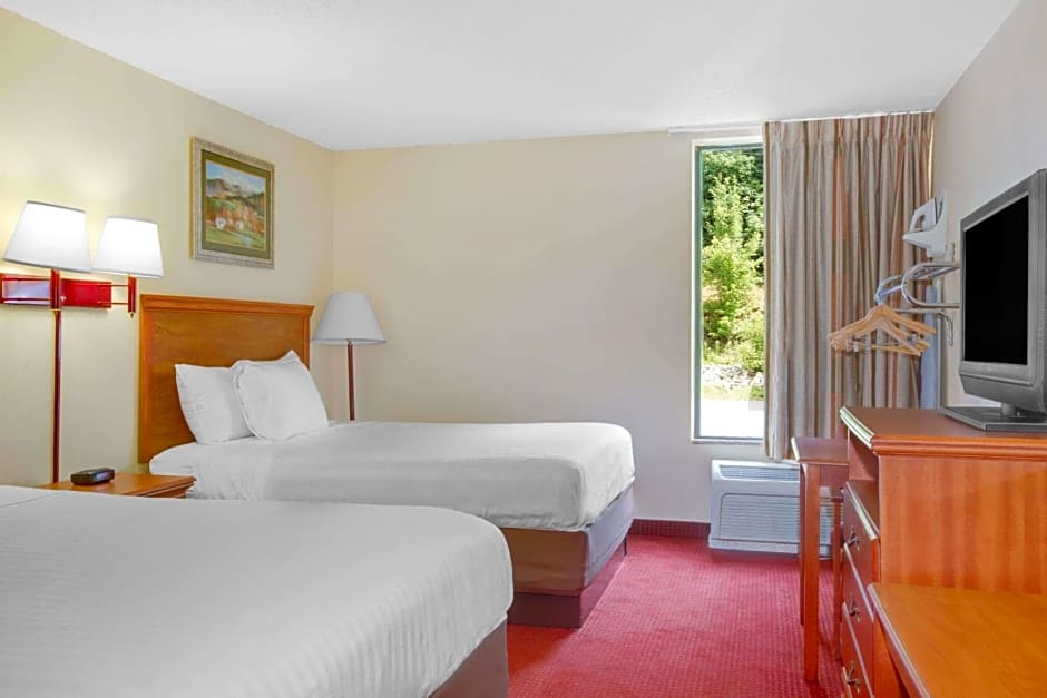 Days Inn by Wyndham Mount Hope