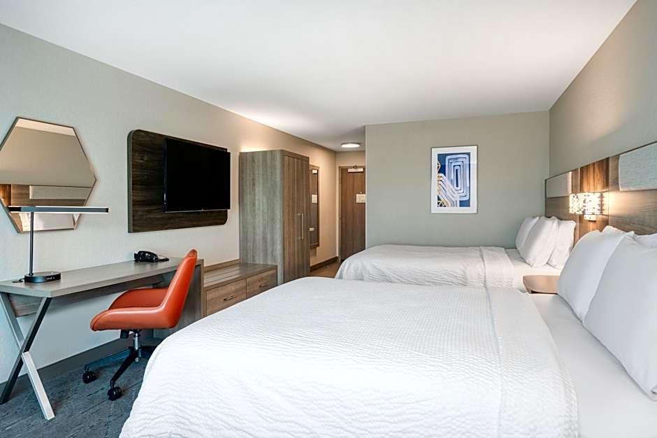 Holiday Inn Express Hotel & Suites Greenwood By IHG