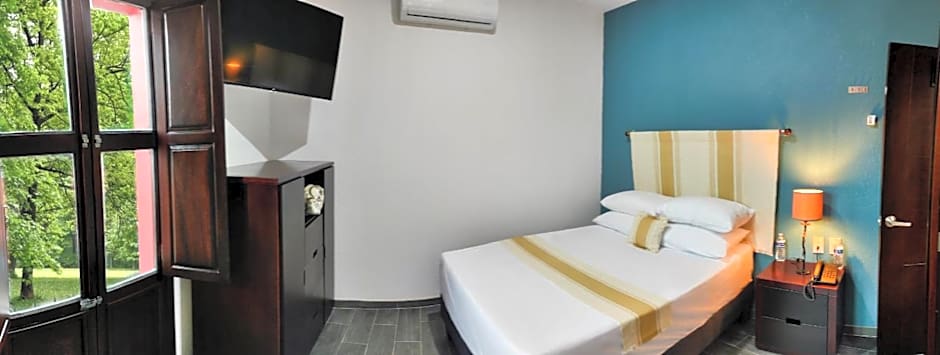 Nueve Agaves Hotel