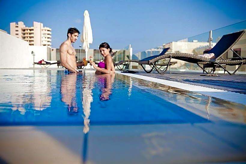 Sliema Tigne Suites