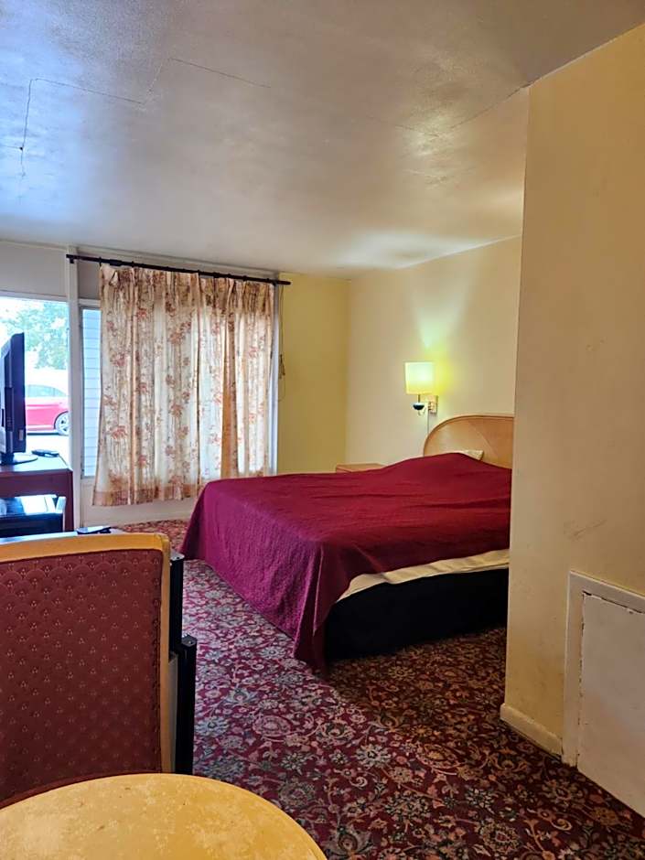 ECONO INN