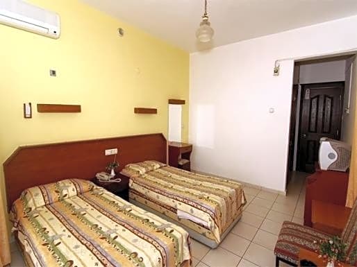 Kleopatra Bebek Hotel