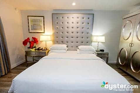 L.A. Sky Boutique Hotel