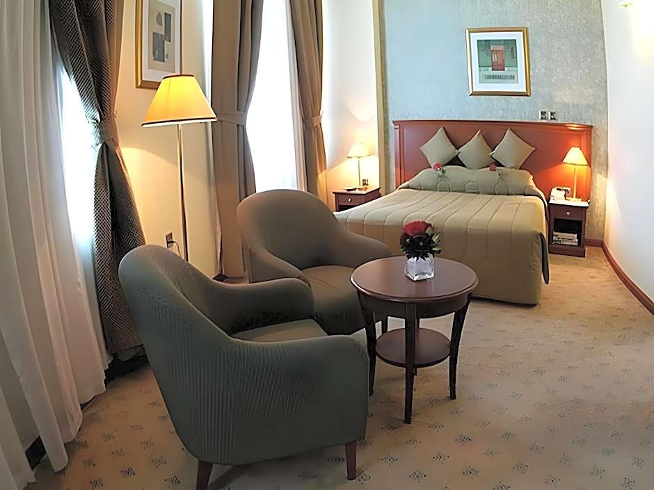 Royal Qatar Hotel