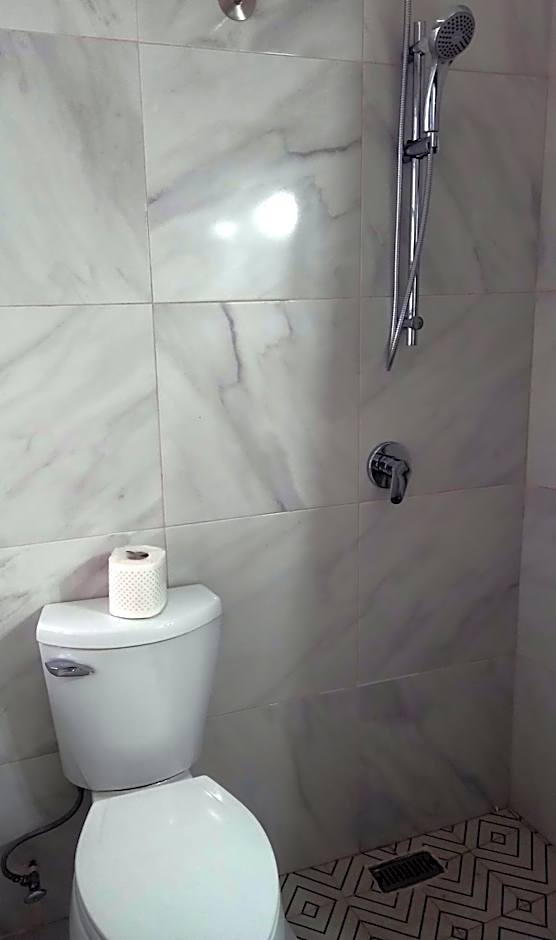 El Salto de Camela - Vera y Espín Hostal