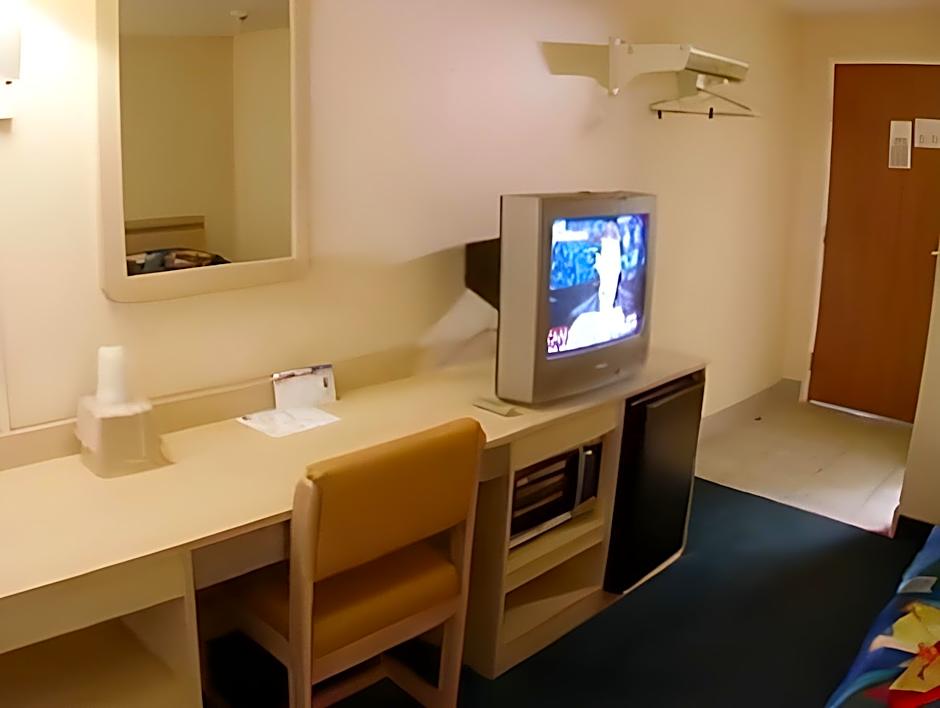 Americas Best Value Inn Jefferson City