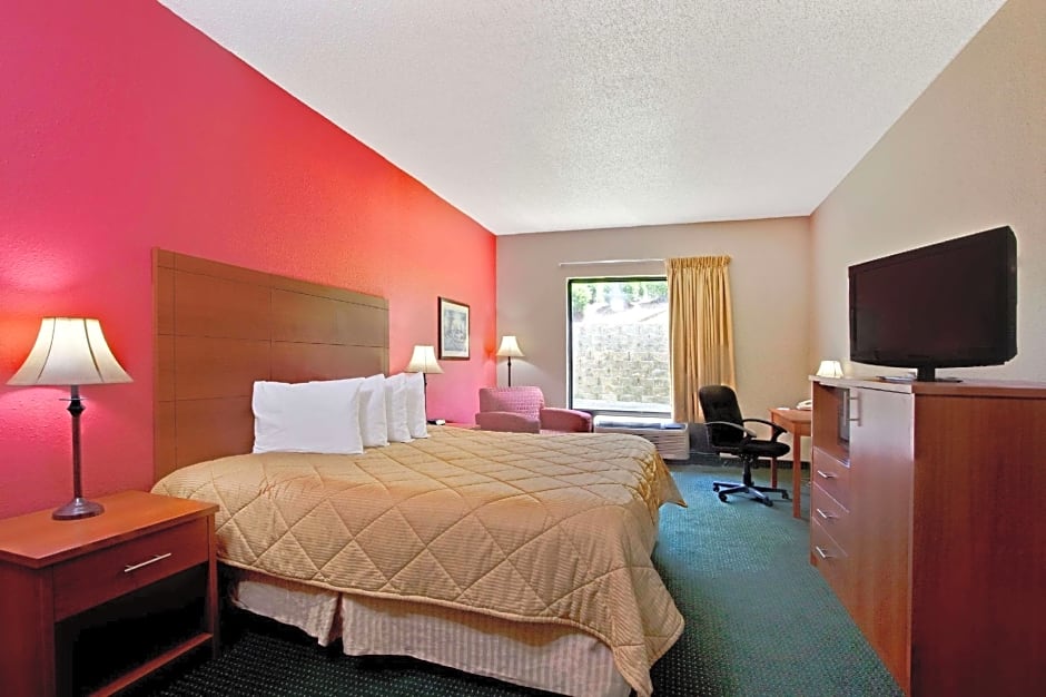 Ramada by Wyndham Pearl/Jackson Airport