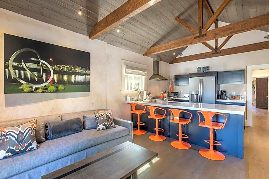 R Inn Napa