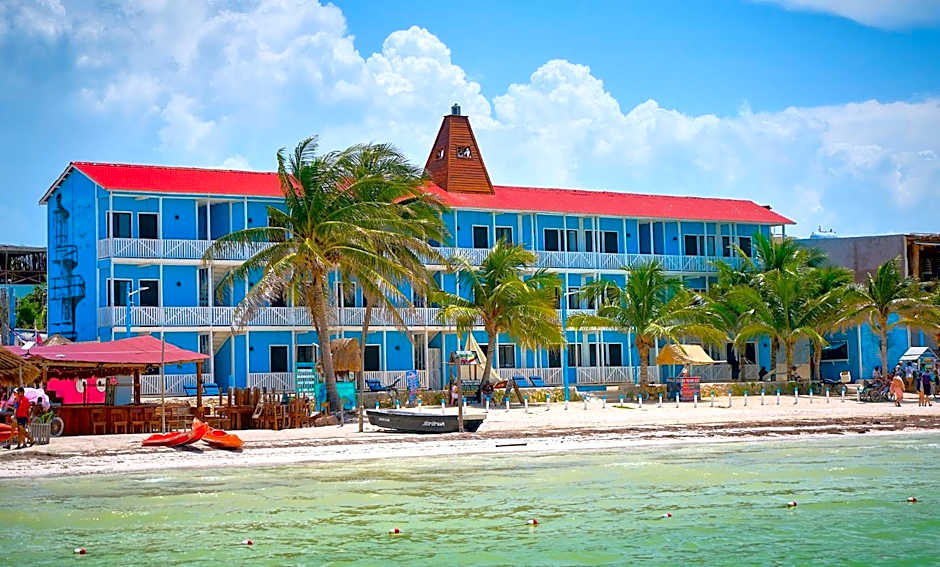 El Faro Beach Front by ÓOL Hotels