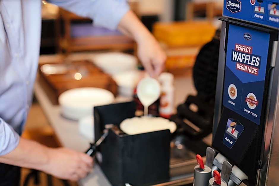 Hampton by Hilton London Park Royal