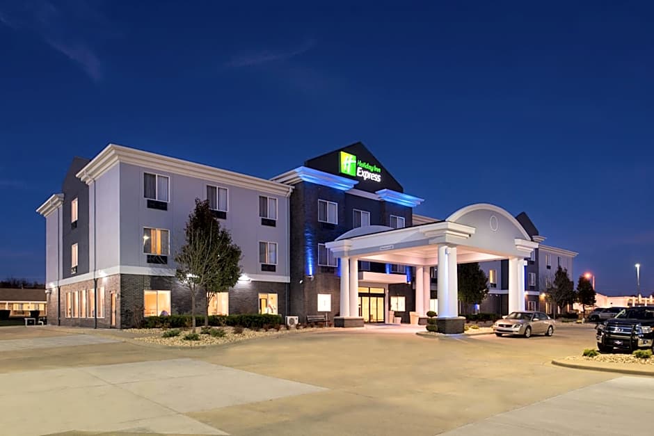 Holiday Inn Express & Suites Pittsburg By IHG