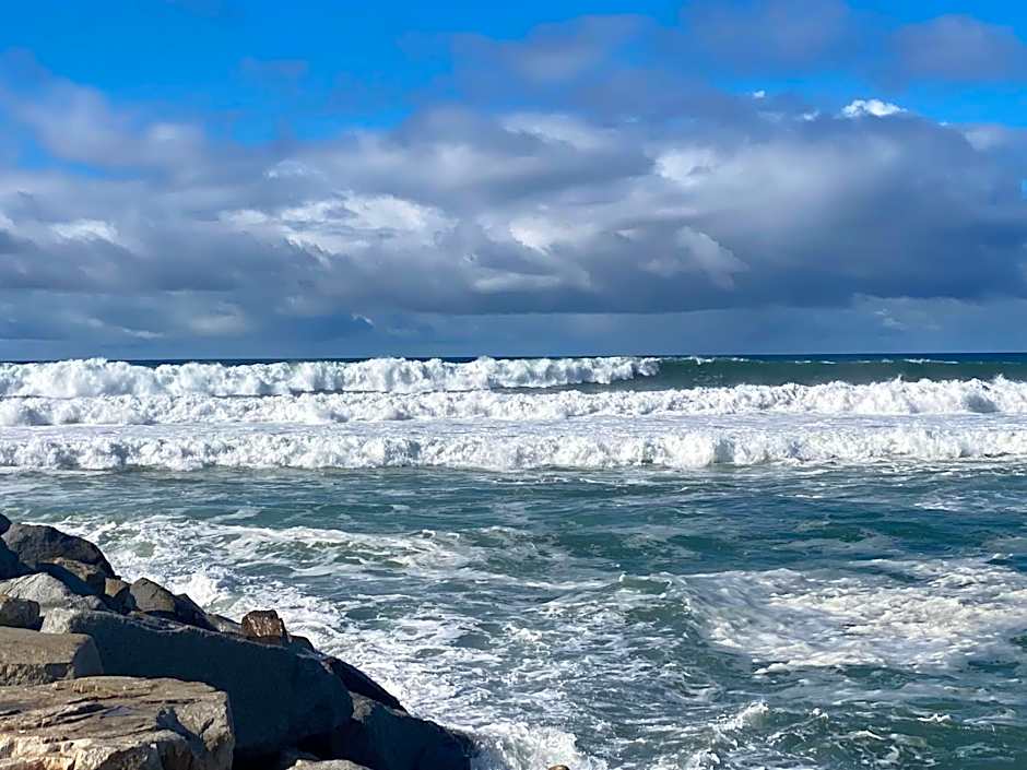 Holiday Inn Express Hotel & Suites Carlsbad Beach By IHG