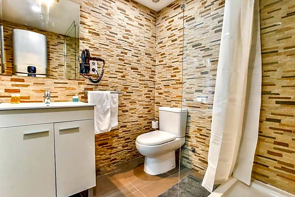 Laramond Barcelona Rooms