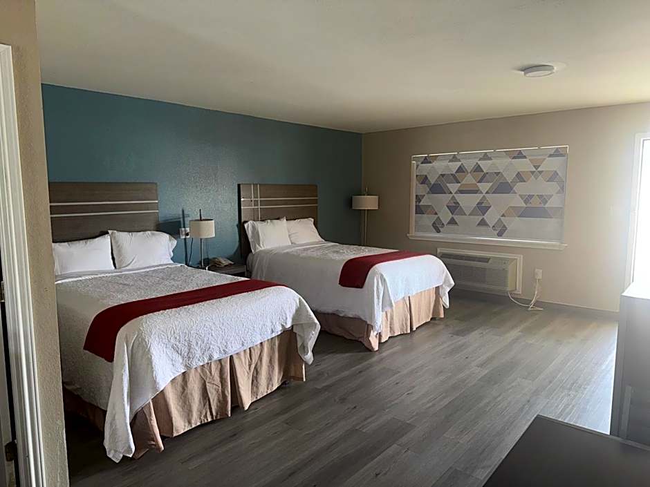 Deluxe Inn Palacios