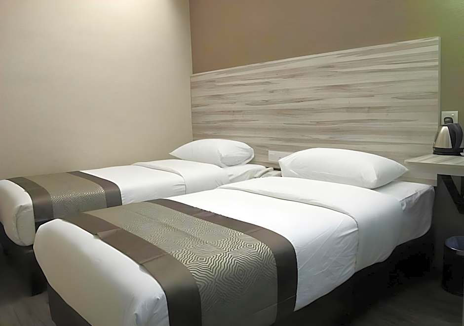 Hotel Austin Paradise - Taman Pulai Utama