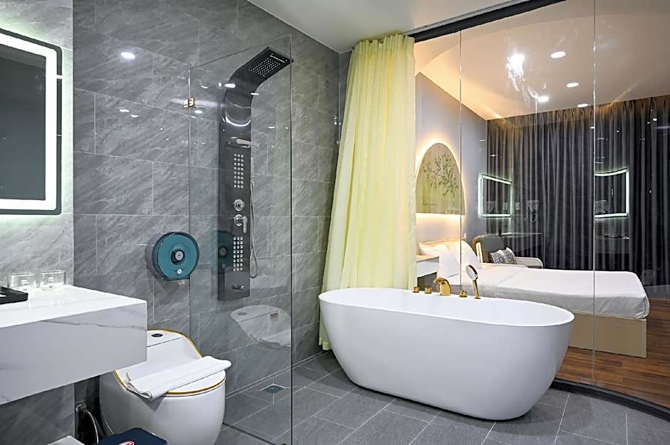 Sunrise Airport Hotel