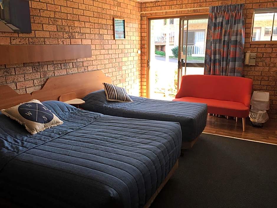 Whale Fisher Motel