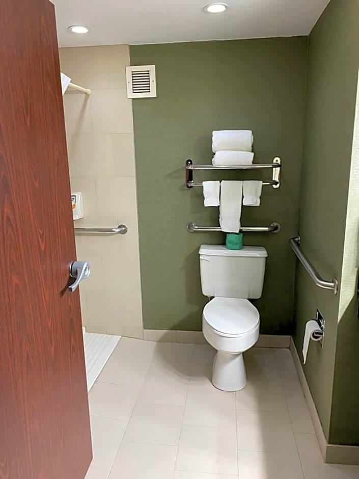 The Atrium Hotel on Third