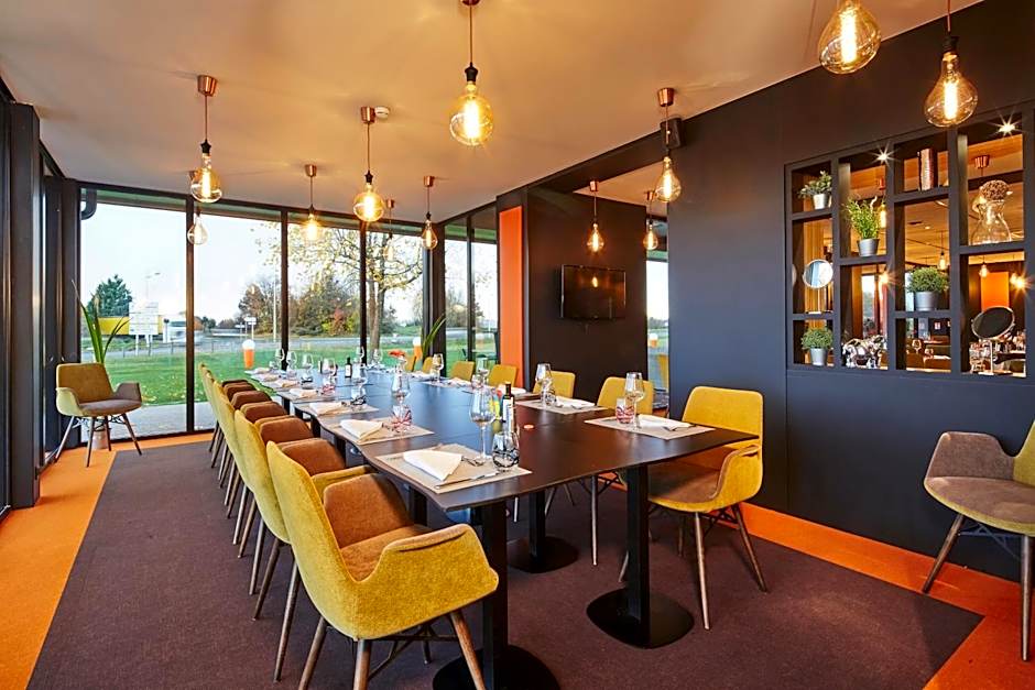 Kyriad Clermont Ferrand Nord - Riom