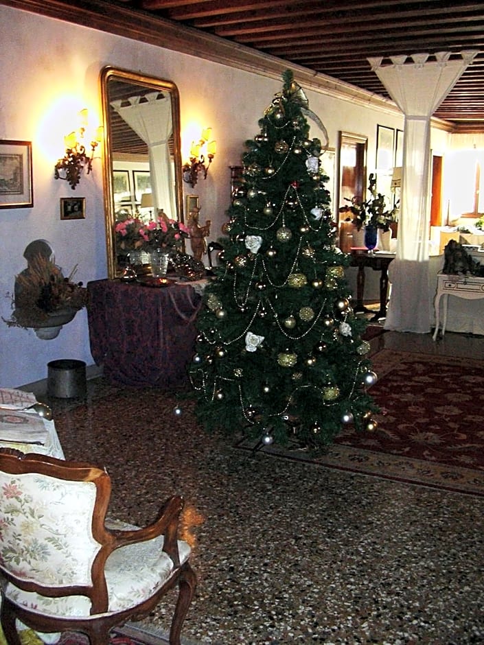 At Home a Palazzo