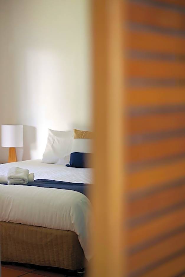 Esperance Island View Apartments