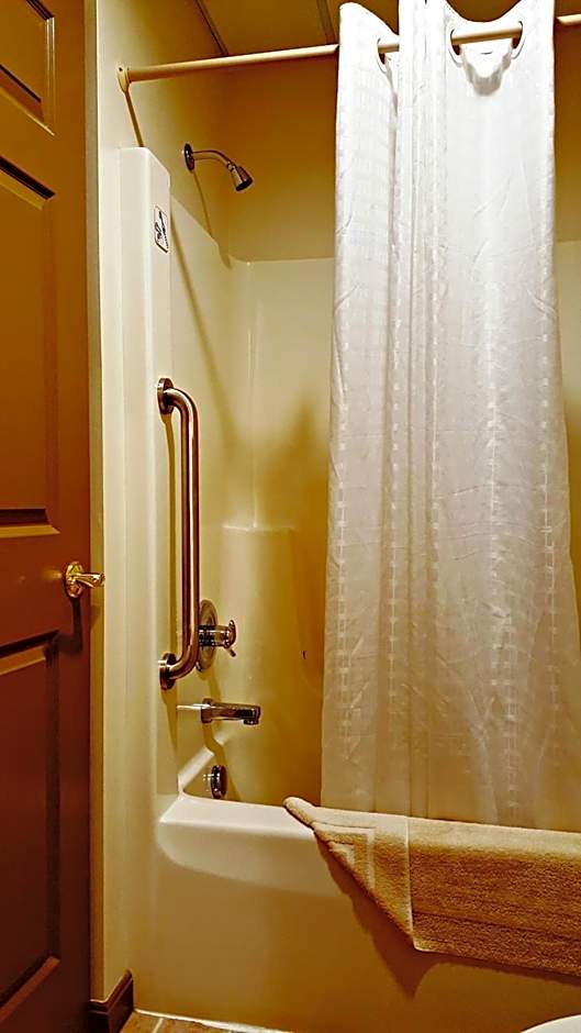 Lodging on the Square