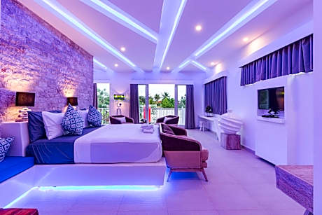 Luxury Two-Bedroom Villa with Private Pool