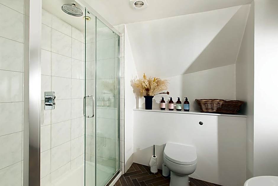 Celentano's Restaurant with Rooms