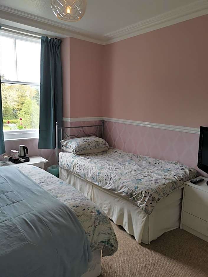 Brooklands Guest House