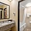 Prado Hotel by Choice Hotels