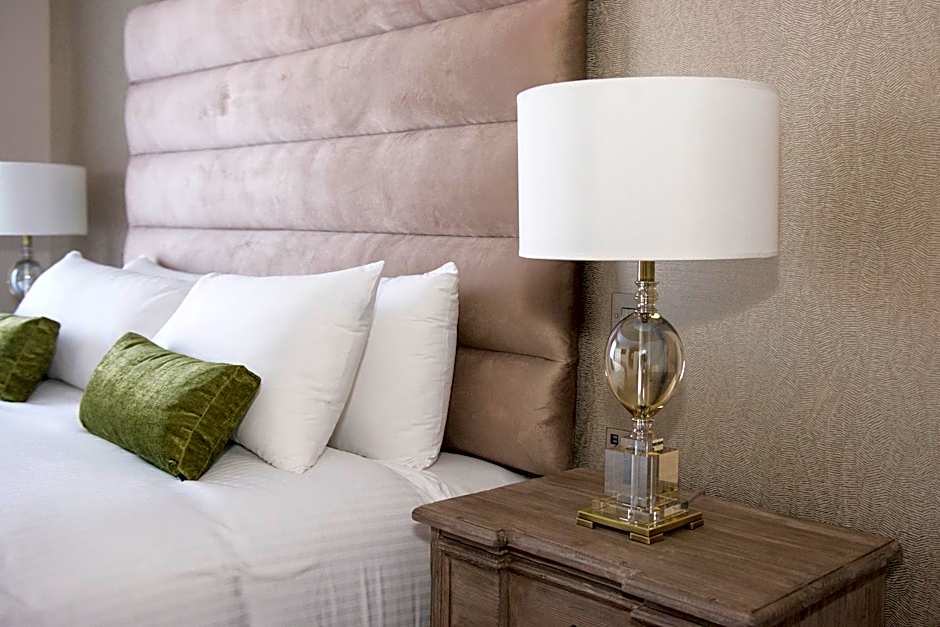 Roundthorn Country House & Luxury Apartments