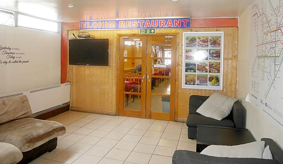 Kensal Green Backpackers