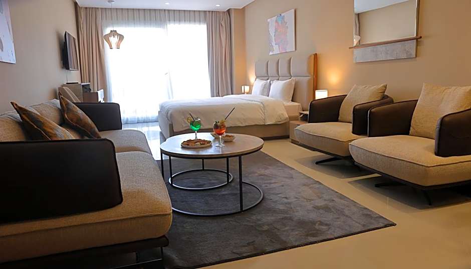 PLAYA DEL PACHA Suites Hotel