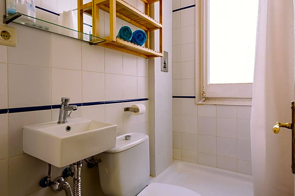 Balmes Private Rooms