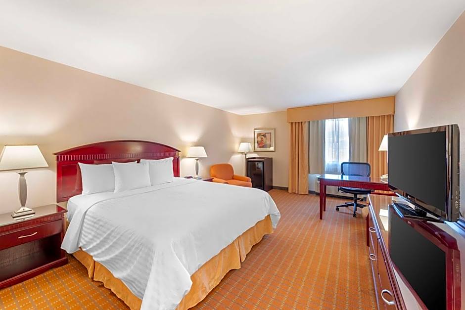 Best Western Plus West Covina Inn