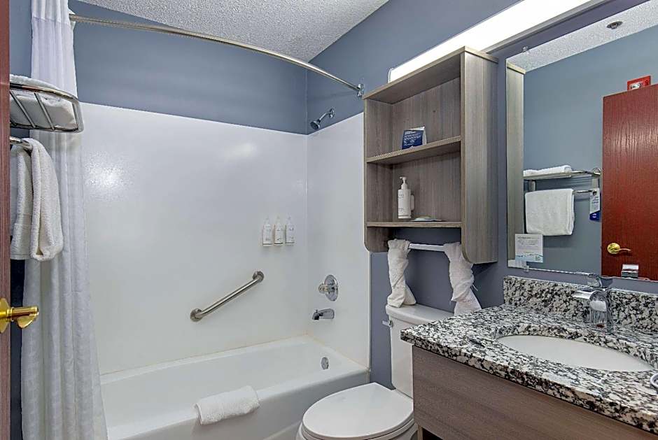 Microtel Inn & Suites by Wyndham Dry Ridge
