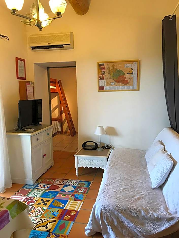 Chambres d'Hôtes et Gîtes Le Mas Mellou