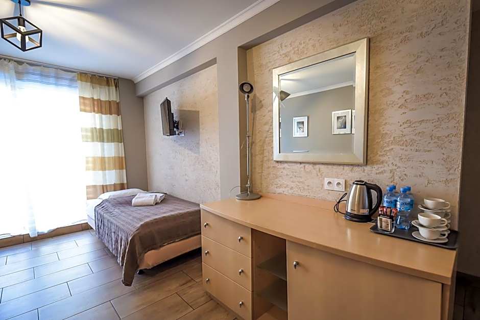 Aparthotel WADOWICE & Hostel GENERY