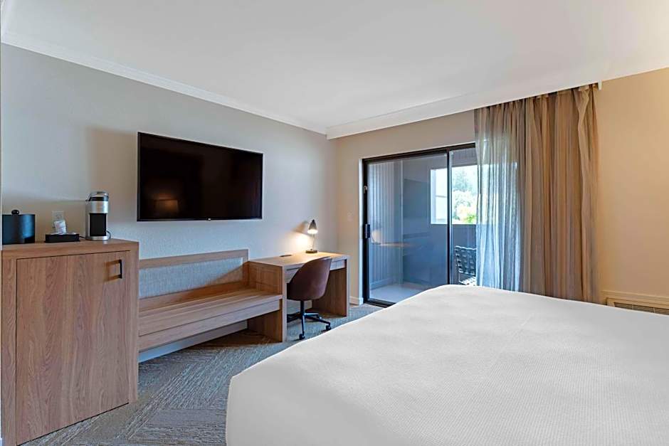 Best Western Plus Inn At The Vines