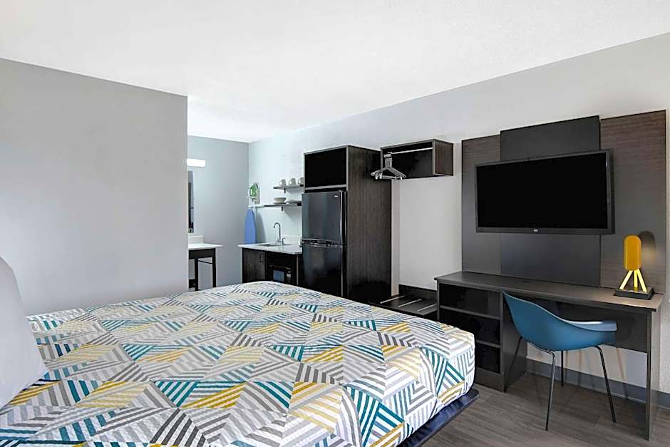 Studio 6 Meridian, MS Bonita Lakes