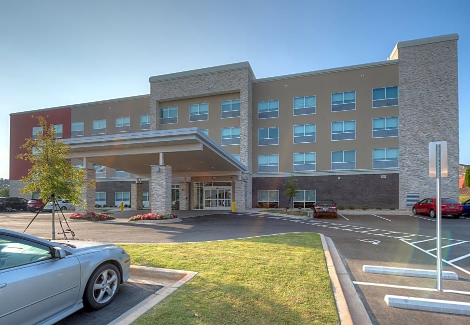 Holiday Inn Express & Suites - Fort Mill