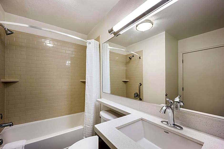 Sonesta Simply Suites Phoenix Tempe