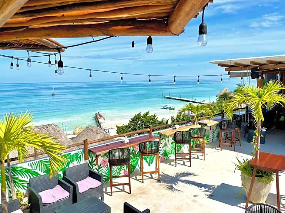 HOTEL MITTOZ HOLBOX