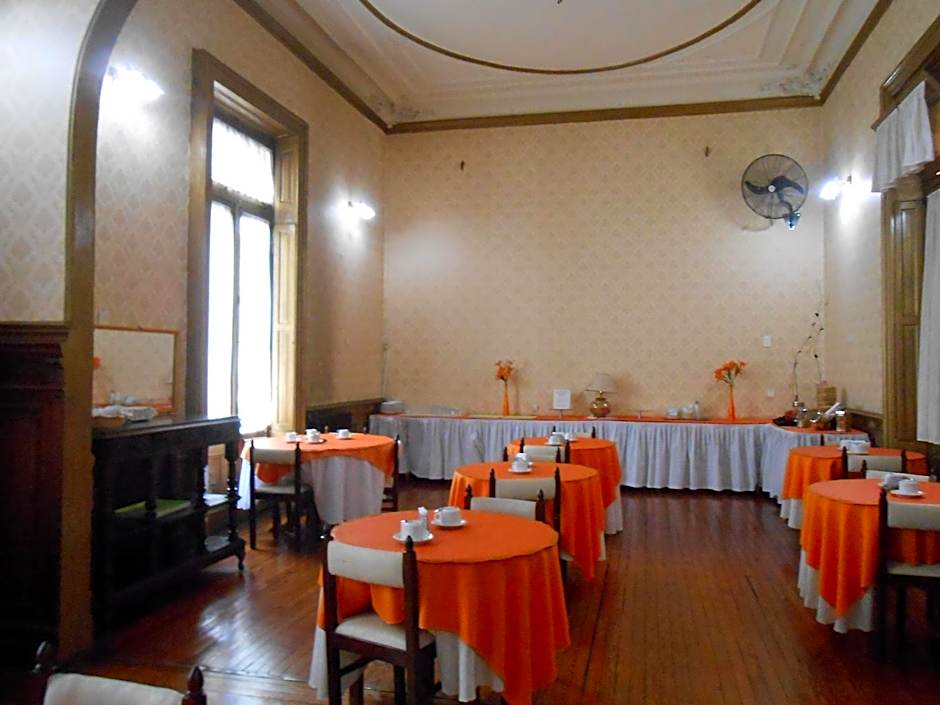 Hotel Reina