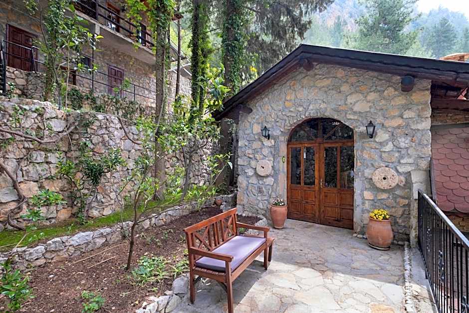 Watermill Hotel