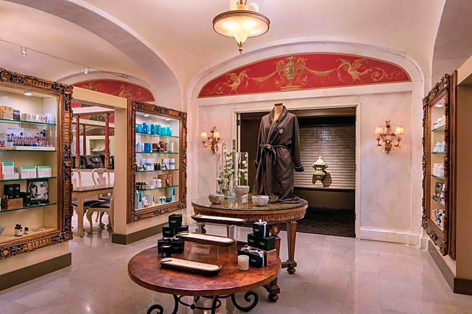 The Louie, A Davenport Hotel, Autograph Collection®