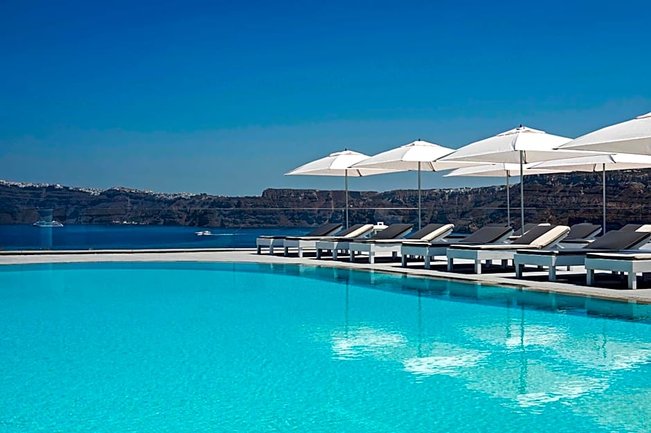 Acroterra Rosa Luxury Suites