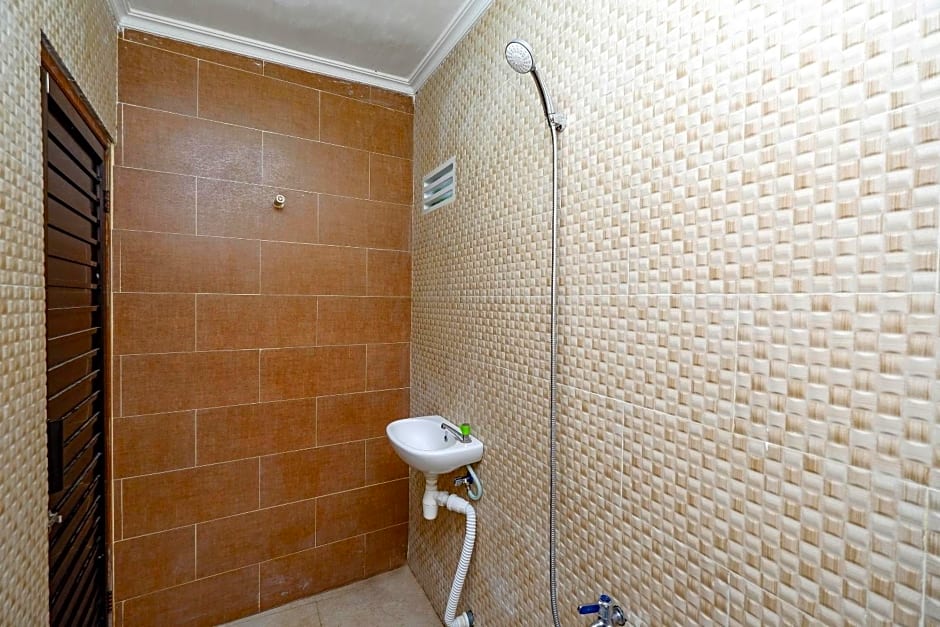 OYO 2240 Simpang Tujuh Residence