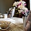 SEKELES Suites